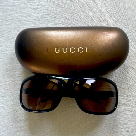GUCCI SUNGLASSES - Picture 1 of 7